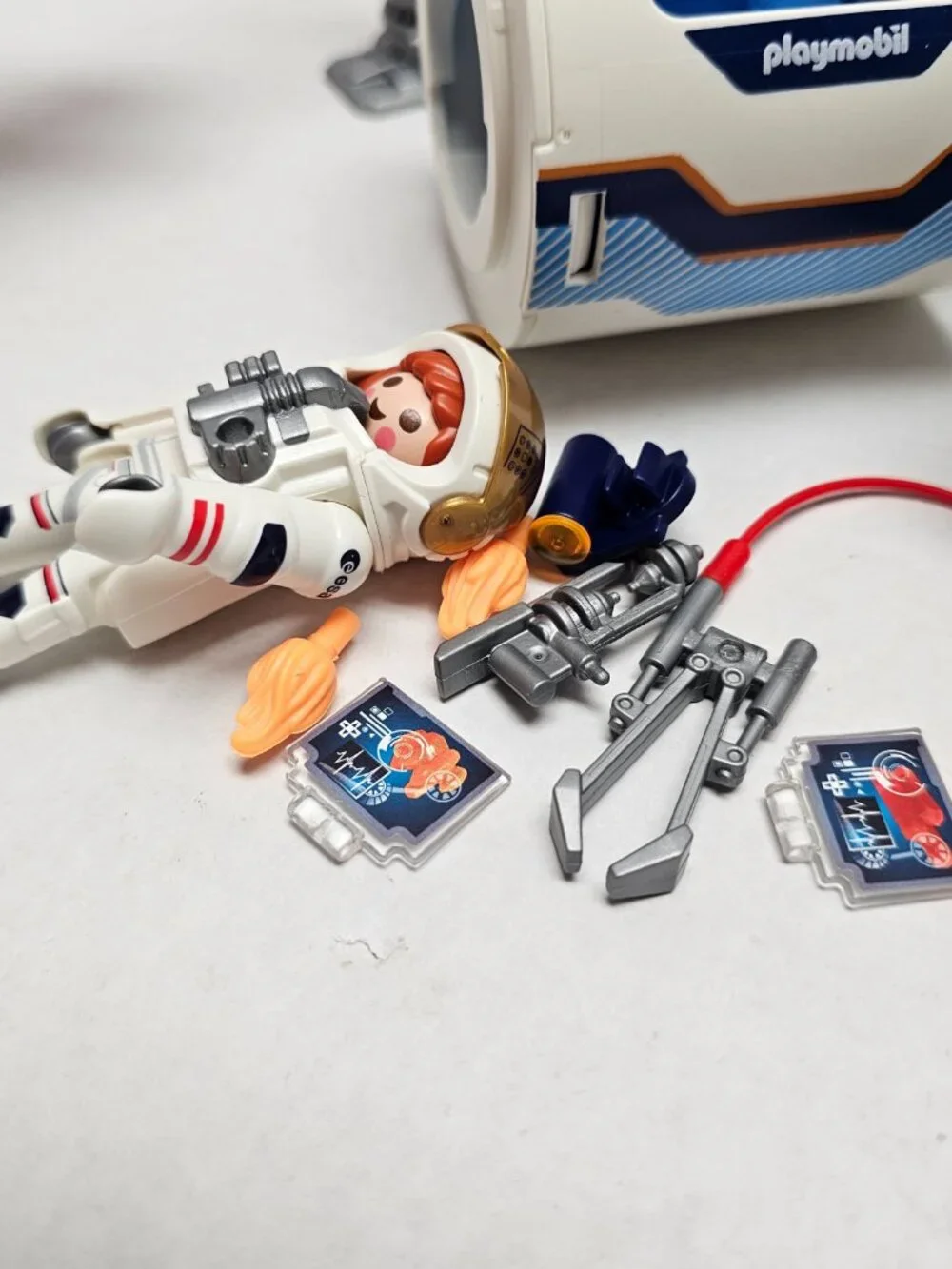 Playmobil ESA Outer Space Ship Mars Research Rocket Astronaut Figure 72011 4+